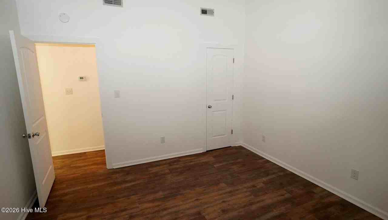 142 Quarterdeck Townes - Photo 6 of 15