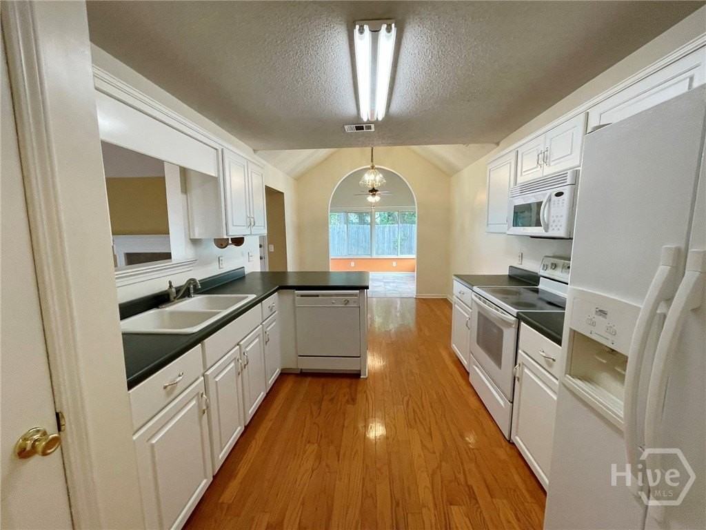 102 Cormorant Way - Photo 7 of 32