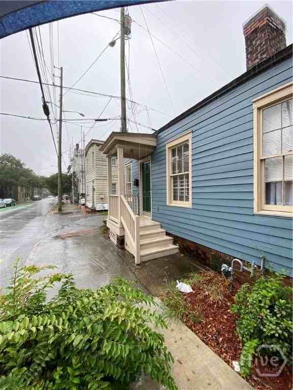 344 Price St - Photo 2 of 12