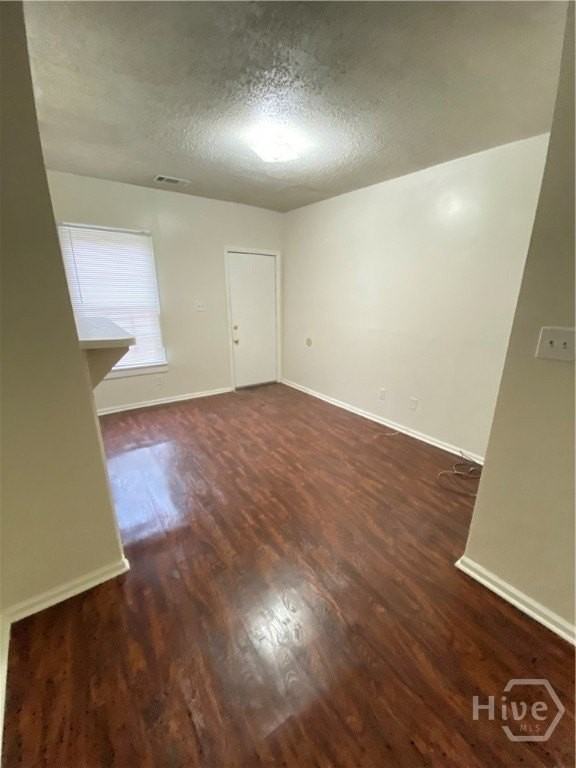 344 Price St - Photo 3 of 12