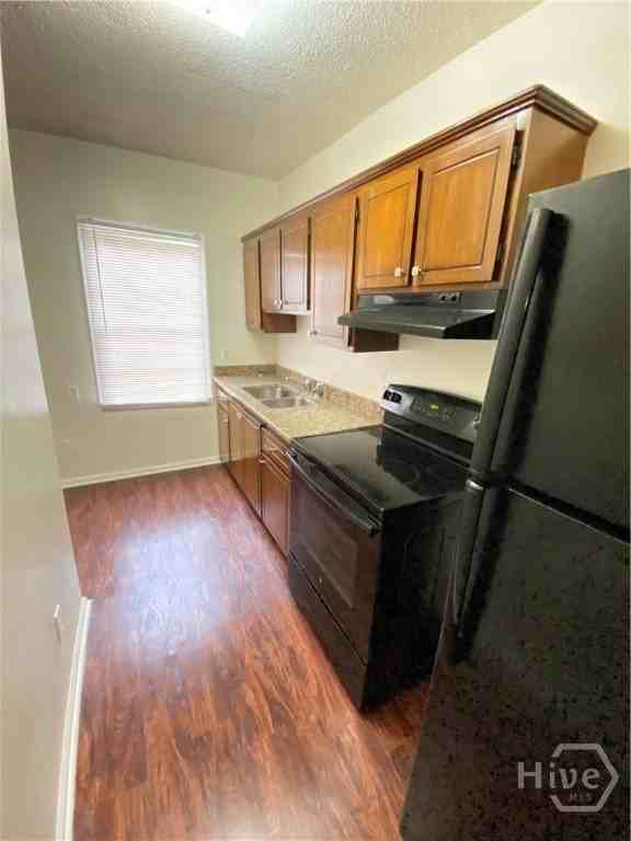344 Price St - Photo 5 of 12