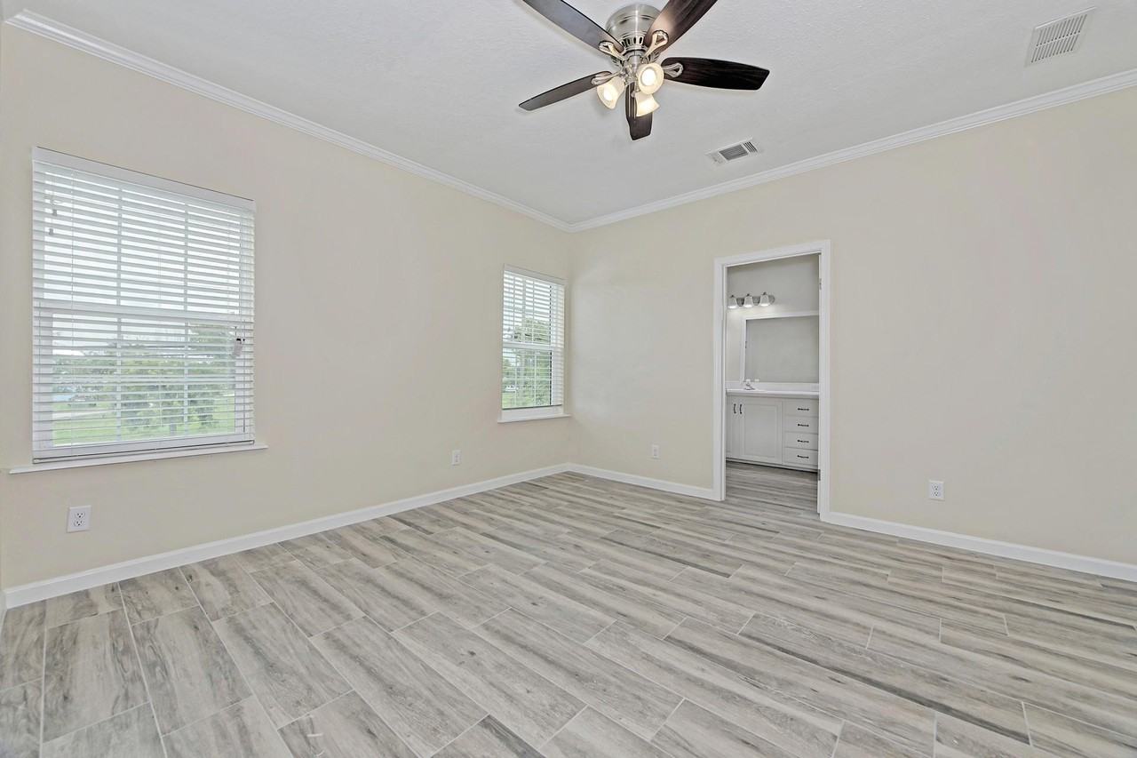 21 E Circle Dr #B - Photo 5 of 30