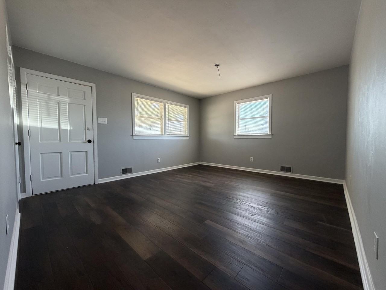 4409 38th St - Photo 2 of 15