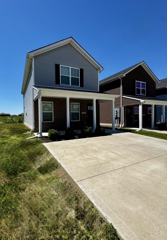 2027 Dolly Dr - Photo 3 of 31