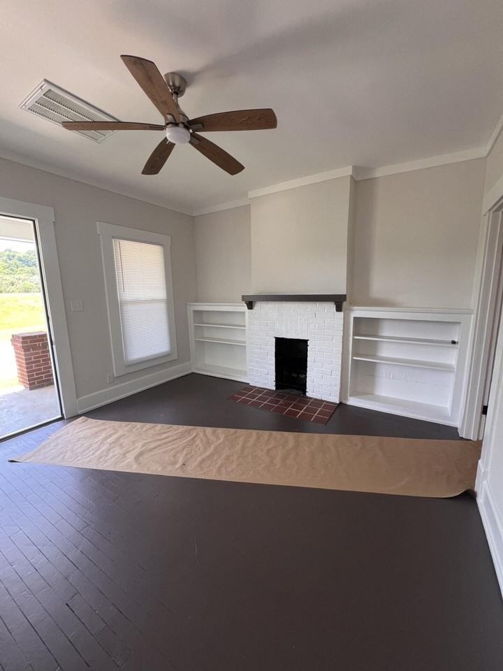 712 Benson Ave - Photo 2 of 12