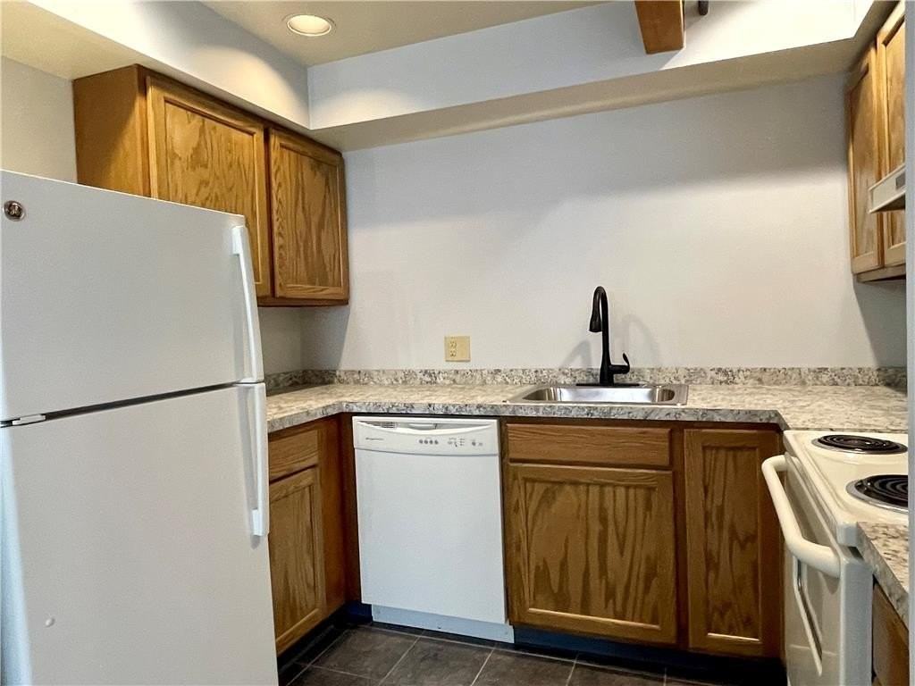 101 Race St #205 - Photo 4 of 19