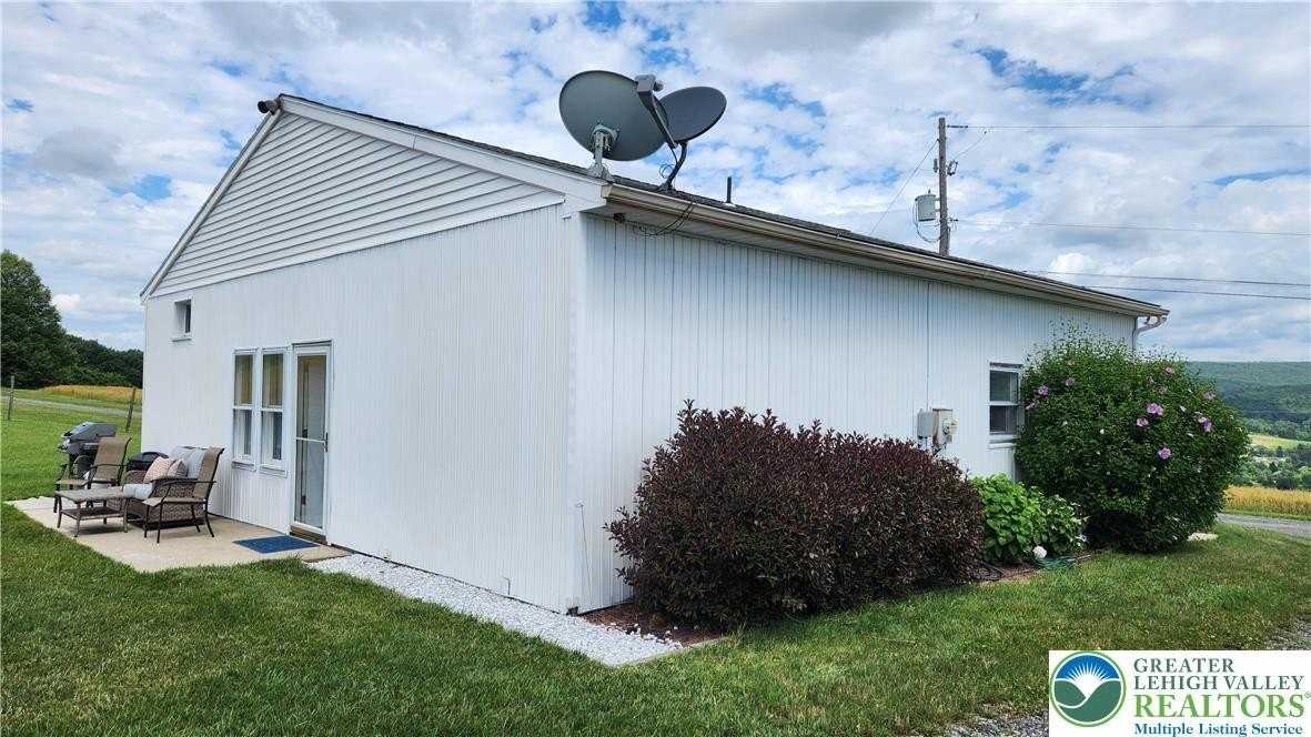 185 Ridge Cup Rd - Photo 2 of 20