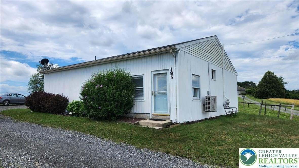 185 Ridge Cup Rd - Photo 3 of 20