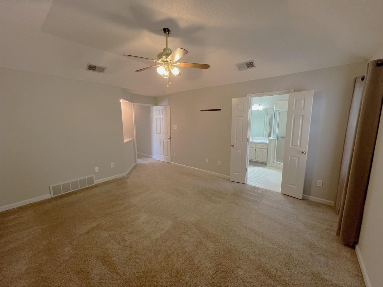 1168 Clear Creek Rd - Photo 7 of 19