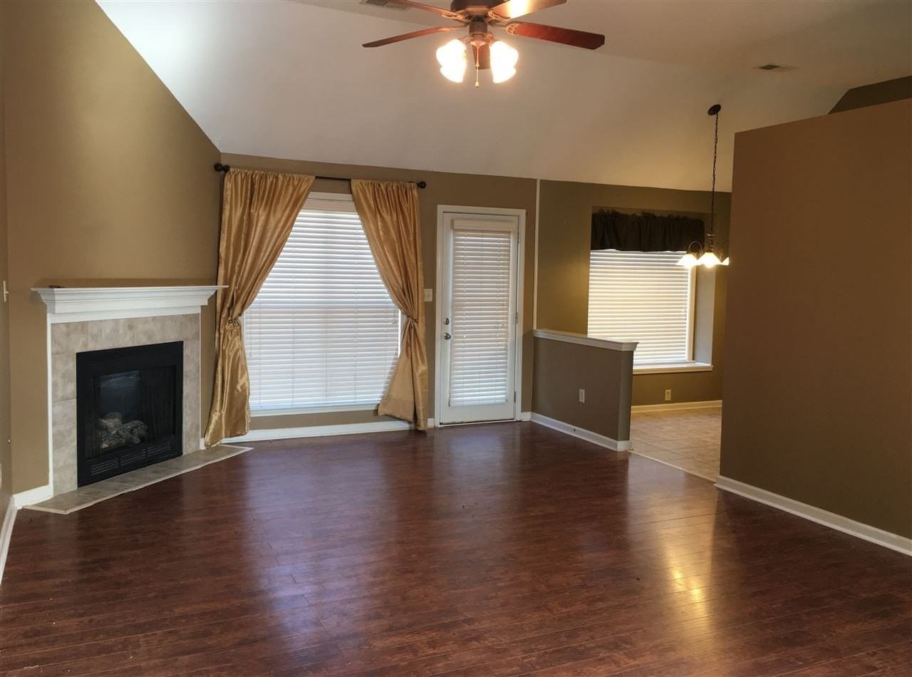 10144 Lynham Dr - Photo 2 of 15