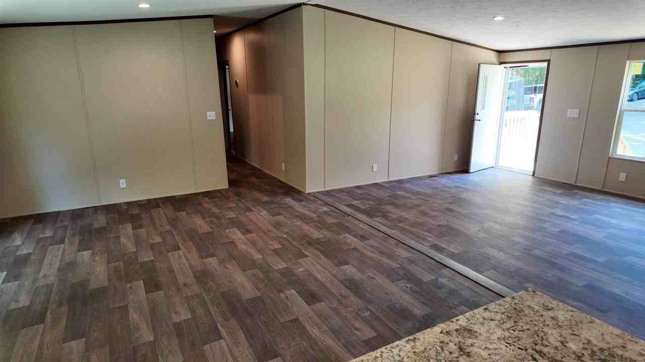 208 Marcy Cv - Photo 2 of 14