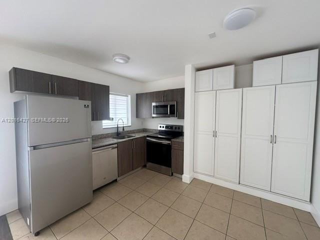 920 Se 2nd Ave #7 - Photo 3 of 12