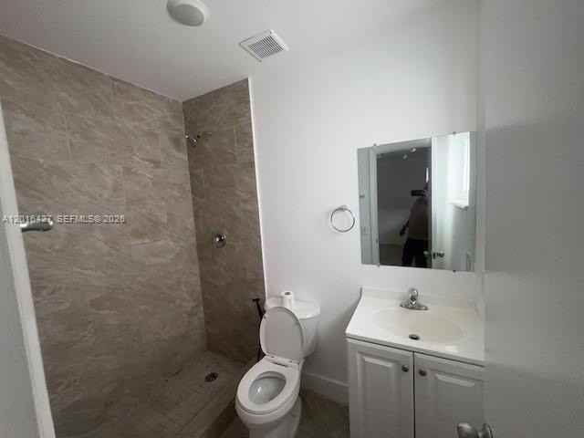 920 Se 2nd Ave #7 - Photo 6 of 12
