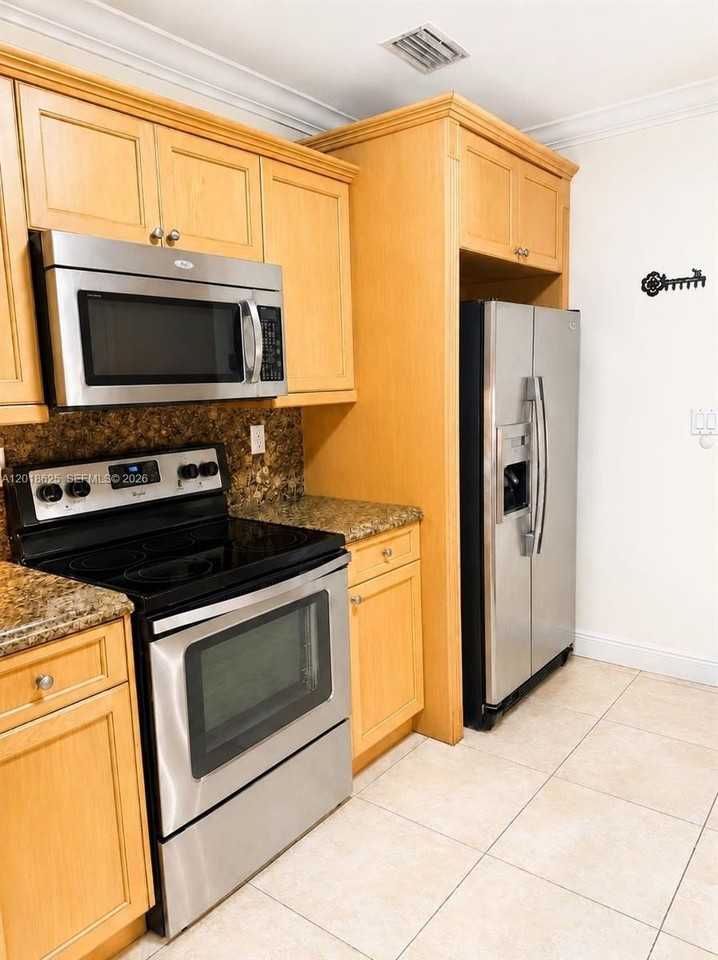 765 W 70th Pl #765 - Photo 3 of 19