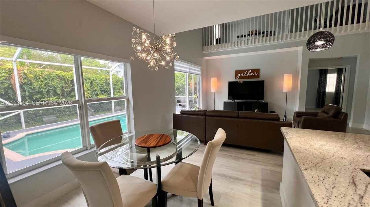12046 Nw 47th St #12046 - Photo 5 of 26