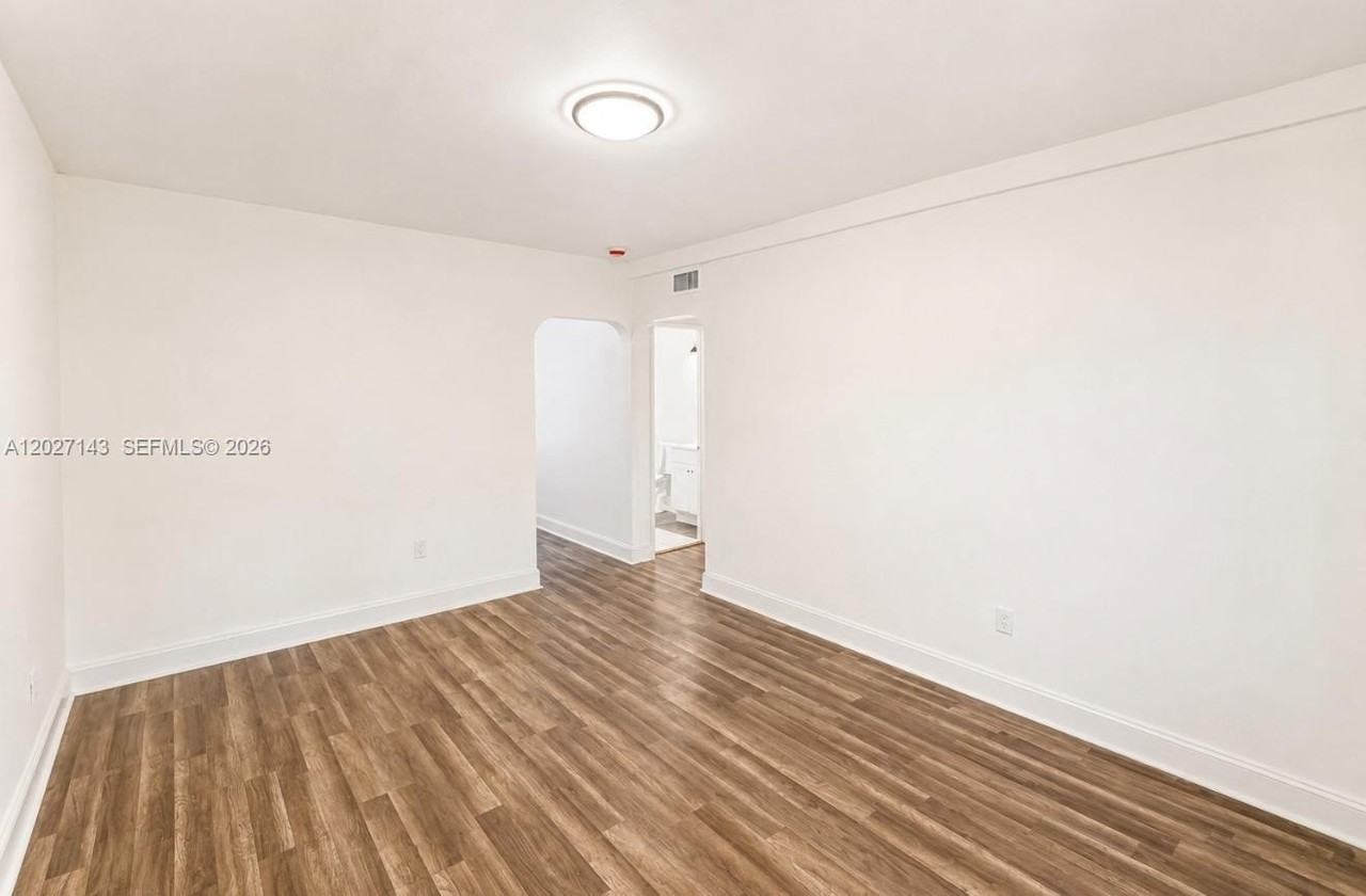 5623 Nw 4th Ave #5623 - Photo 3 of 12