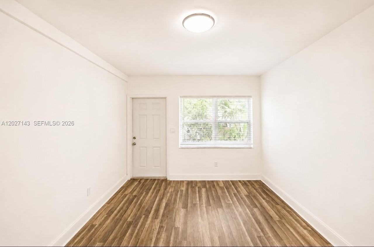 5623 Nw 4th Ave #5623 - Photo 5 of 12