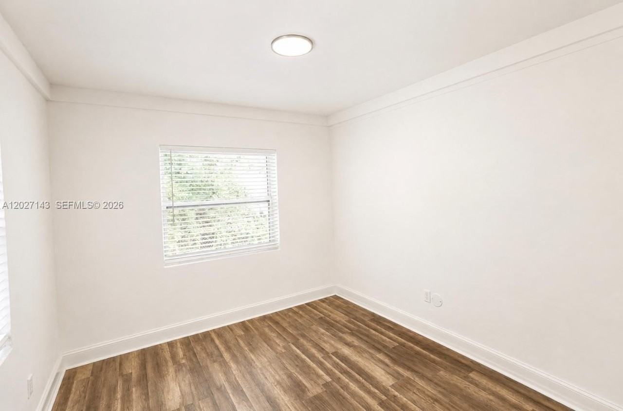5623 Nw 4th Ave #5623 - Photo 6 of 12