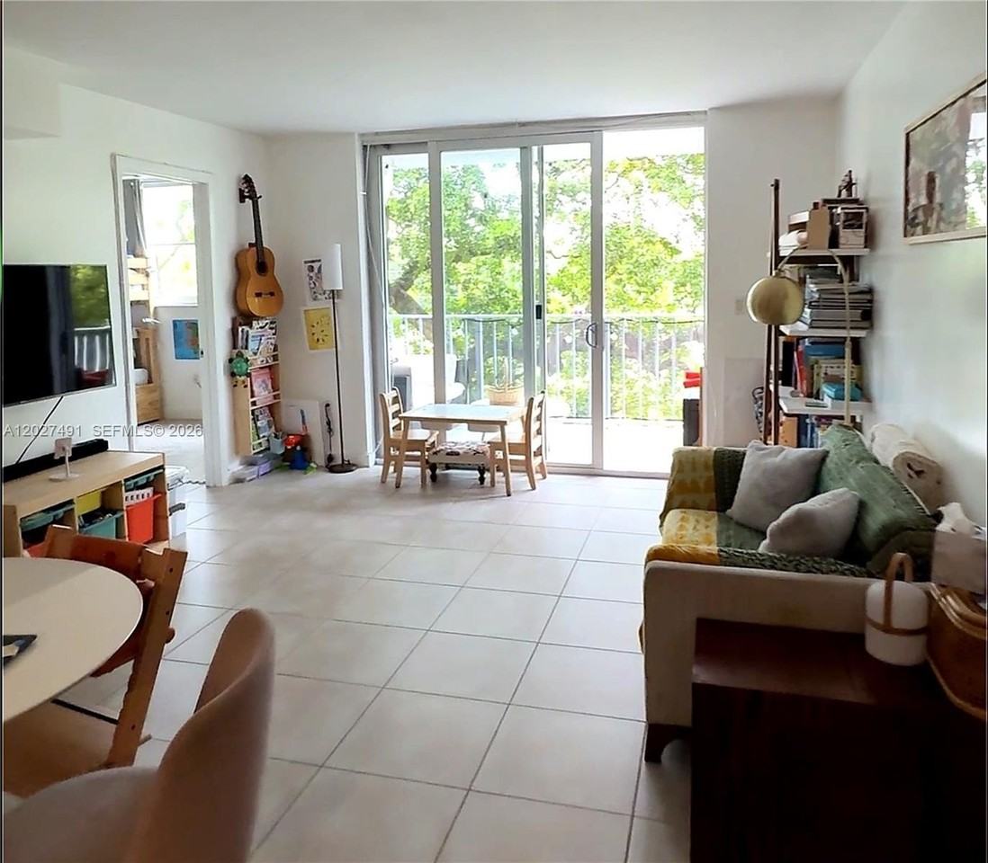 650 Ne 64th St #G402 - Photo 2 of 23