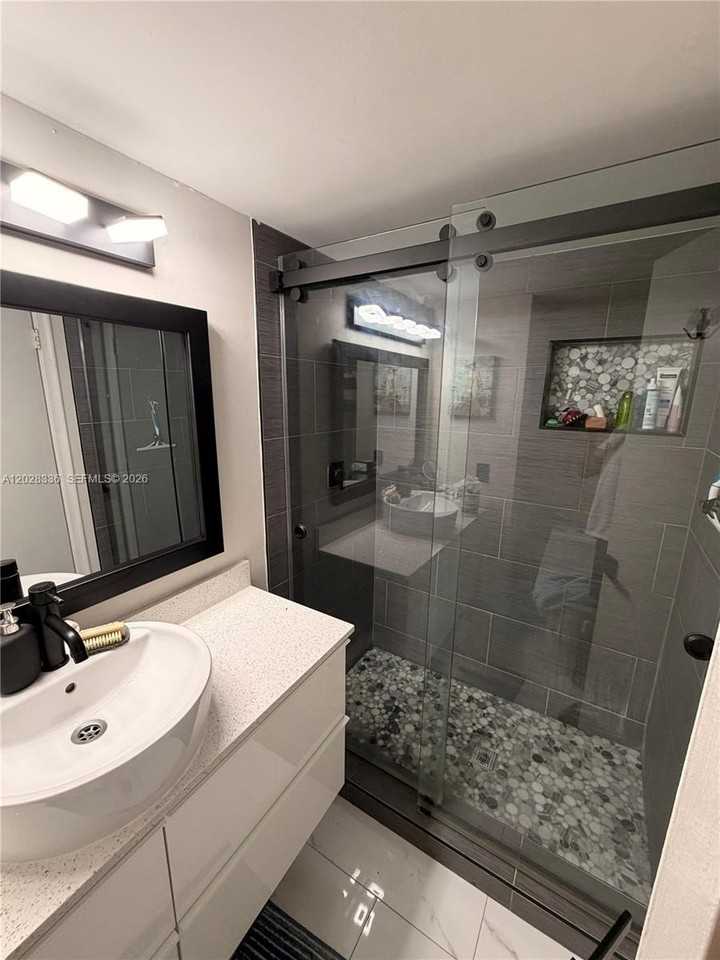 101 Nw 93rd Ave #106 - Photo 7 of 16