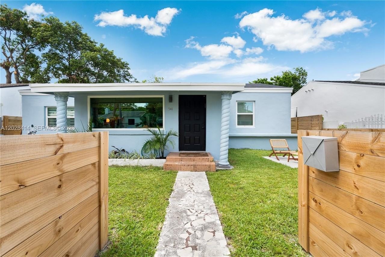 541 Nw 49th St