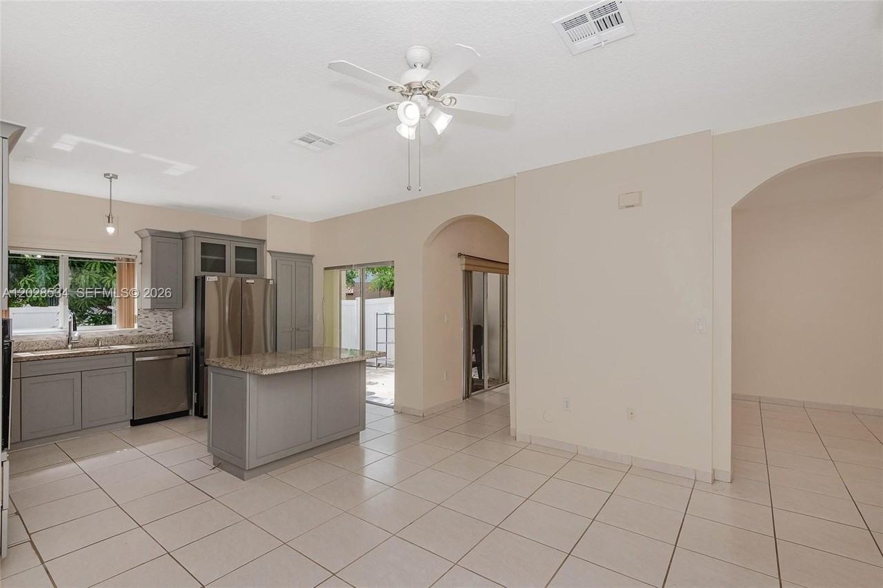 4959 Sw 128th Ter #4959 - Photo 7 of 29