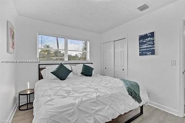 4120 Nw 3rd Way - Photo 7 of 9