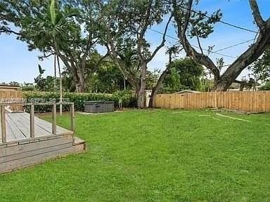 516 Sw 12th St - Photo 6 of 11