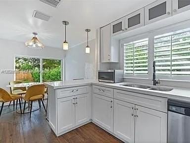 516 Sw 12th St - Photo 7 of 11