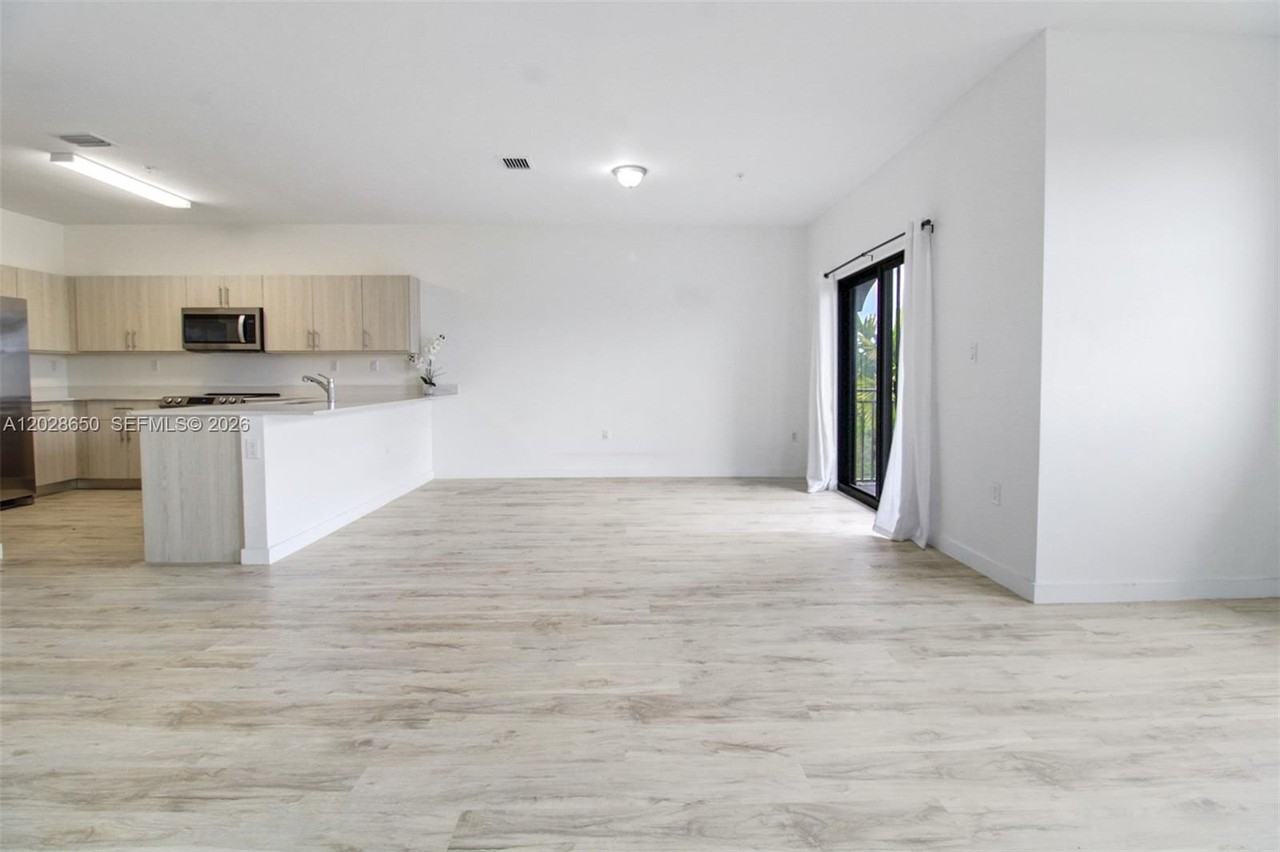 15540 Sw 136th St #4-216 - Photo 4 of 25