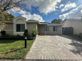 featured image of 5733 Nw 100th Ct #5733