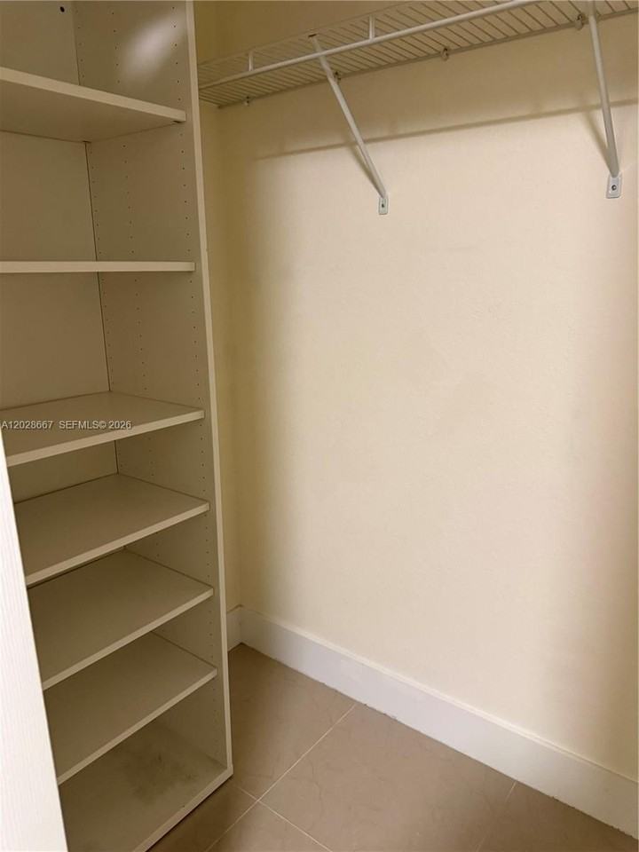 21041 Sw 92nd Ct - Photo 6 of 22