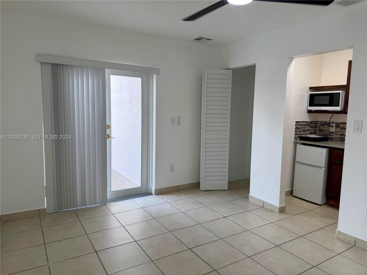 19763 Sw 124th Ave #1 - Photo 4 of 17
