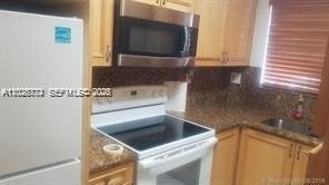 8089 Nw 8th St #3 - Photo 1 of 1