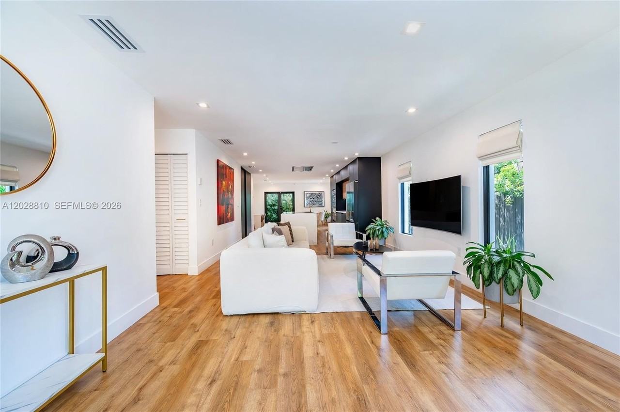 412 Nw 41st St - Photo 5 of 41