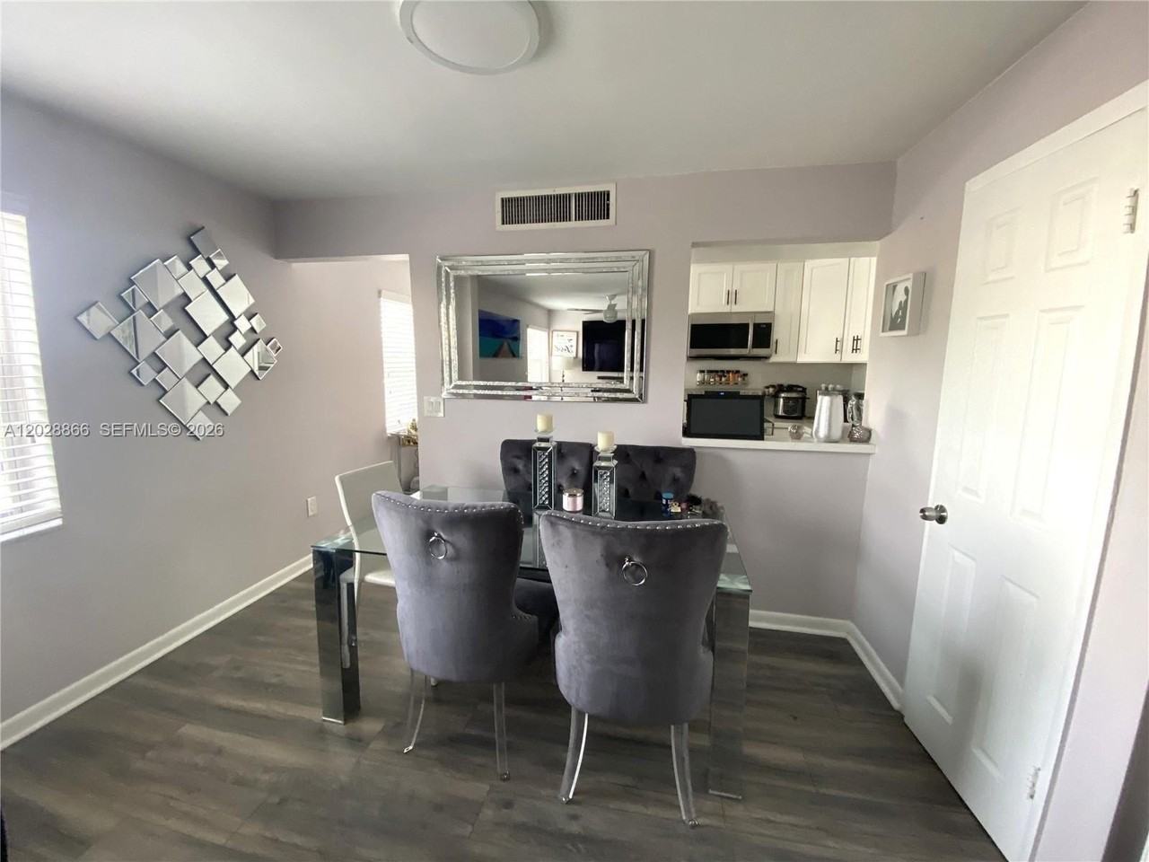 1570 W 46th St #214 - Photo 3 of 11