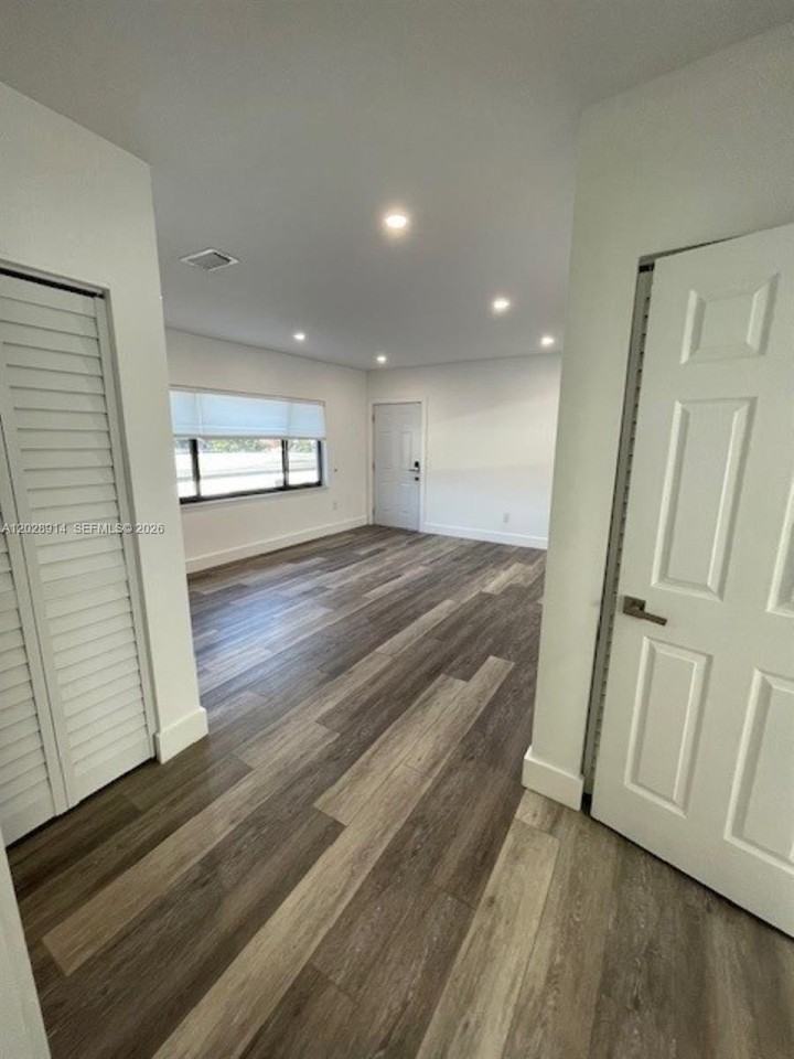 2141 Sw 14th Ter #4 - Photo 7 of 18