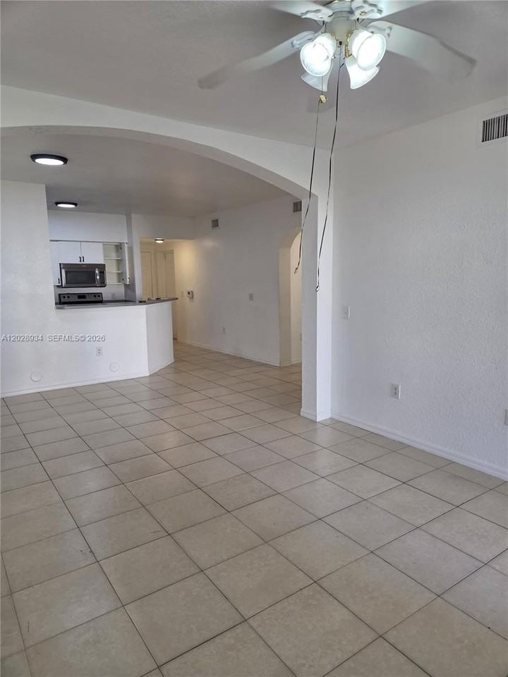 1308 Belmont Ln #1308 - Photo 2 of 11