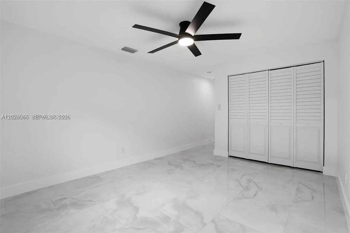 1411 Nw 40th St #1 - Photo 6 of 10