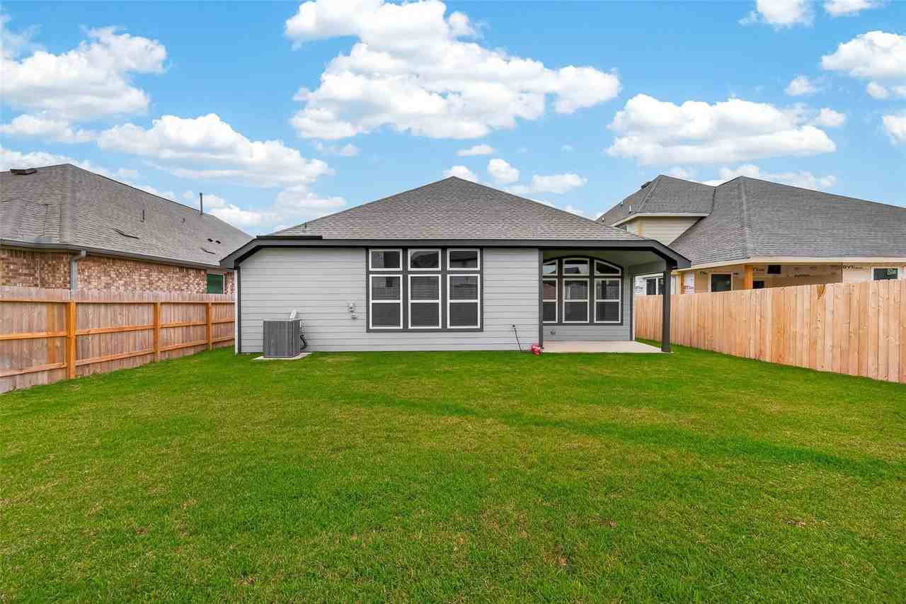 6123 Severson Lake Ct - Photo 3 of 8