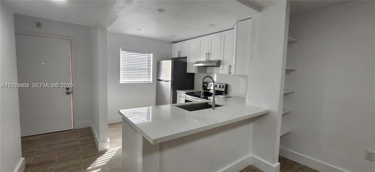 19771 Sw 114th Ave #328 - Photo 3 of 9