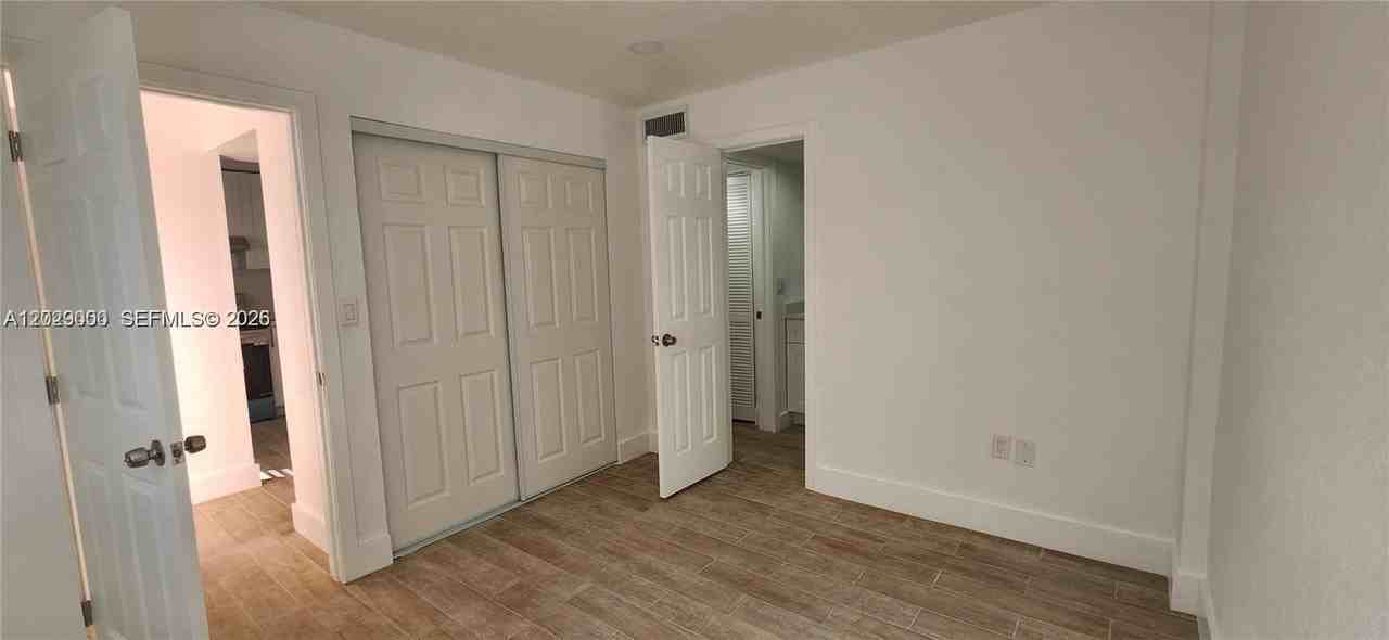 19771 Sw 114th Ave #328 - Photo 7 of 9
