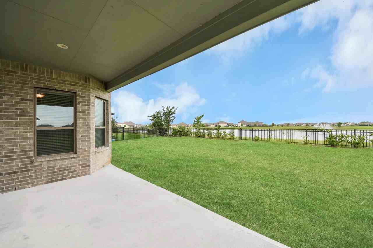 584 Santa Rosa Hills Dr - Photo 5 of 8