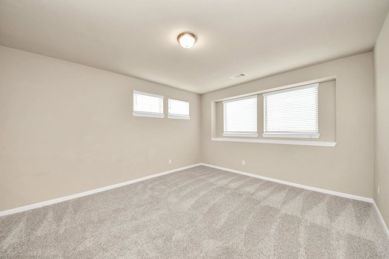 584 Santa Rosa Hills Dr - Photo 7 of 8