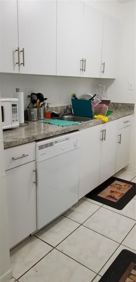14201 N Kendall Dr #212D - Photo 2 of 50