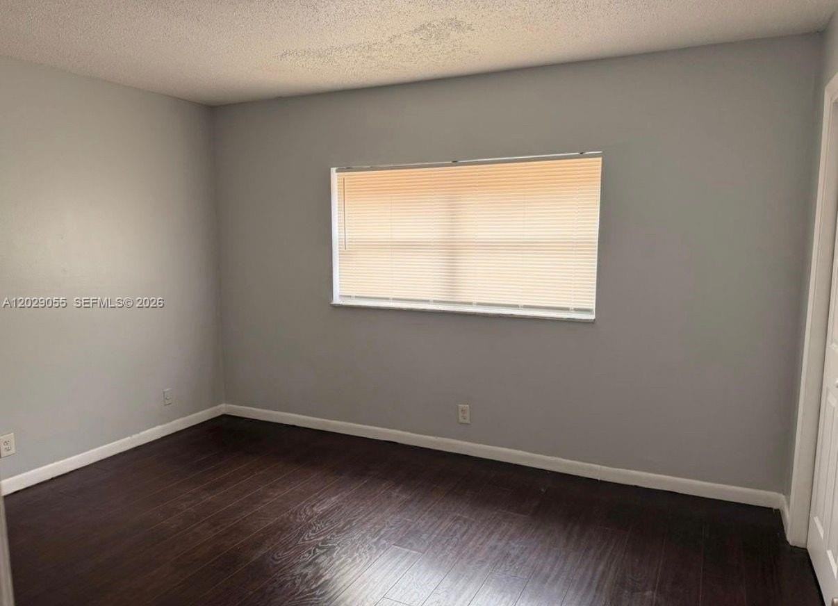 2512 Nw 52nd Ave #22B - Photo 2 of 12