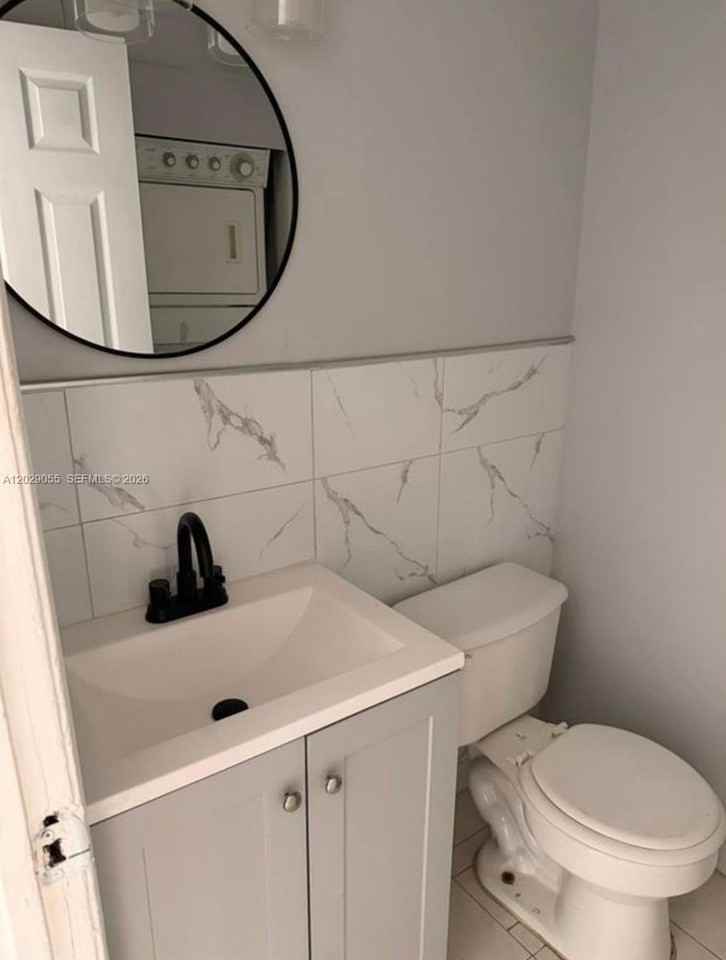 2512 Nw 52nd Ave #22B - Photo 5 of 12