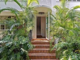 817 Lenox Ave #5 - Photo 1 of 1
