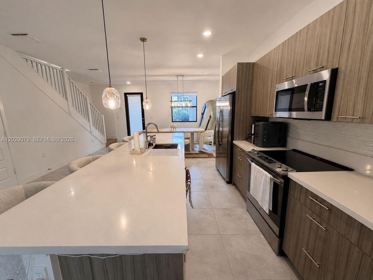 10407 Nw 82nd St #9 - Photo 5 of 33