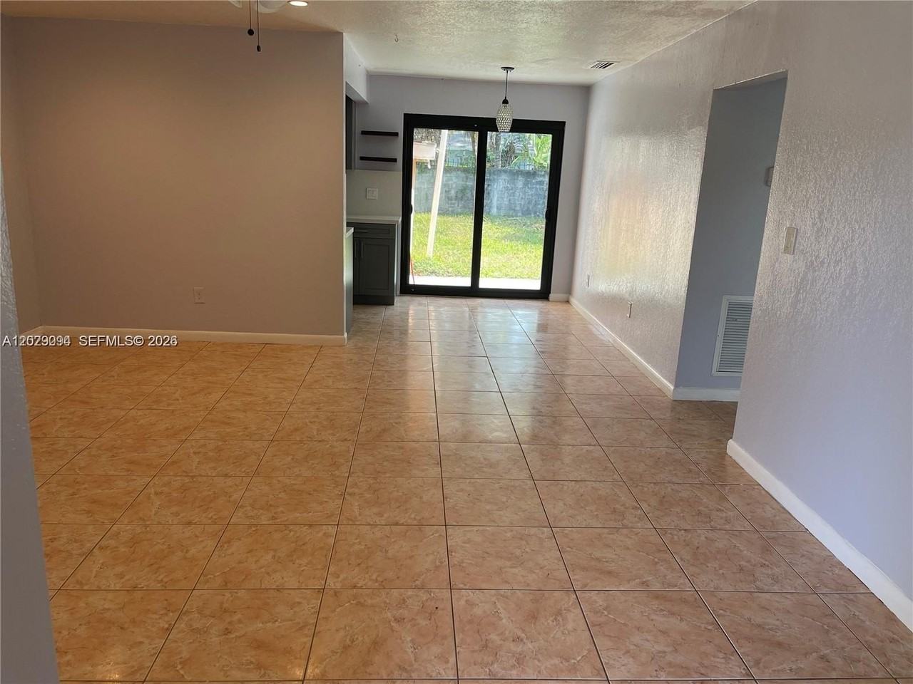 1220 Ne 116th St #1222 - Photo 5 of 13